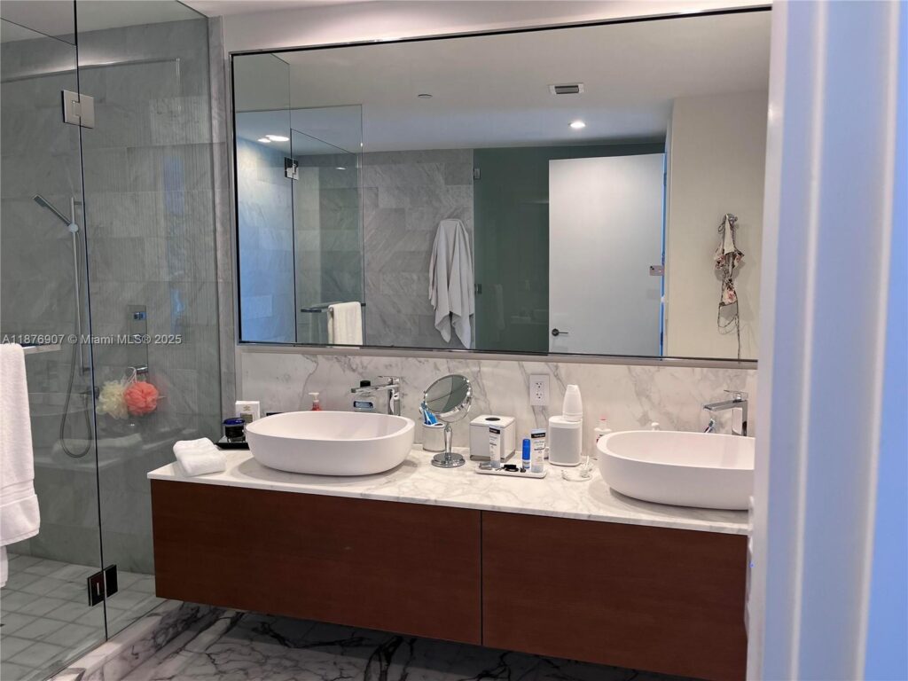 10201 Collins Ave # 301, Bal Harbour FL 33154