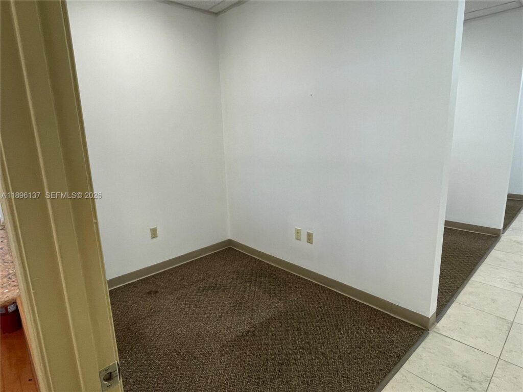 5501 N University Dr # 103, Coral Springs FL 33067