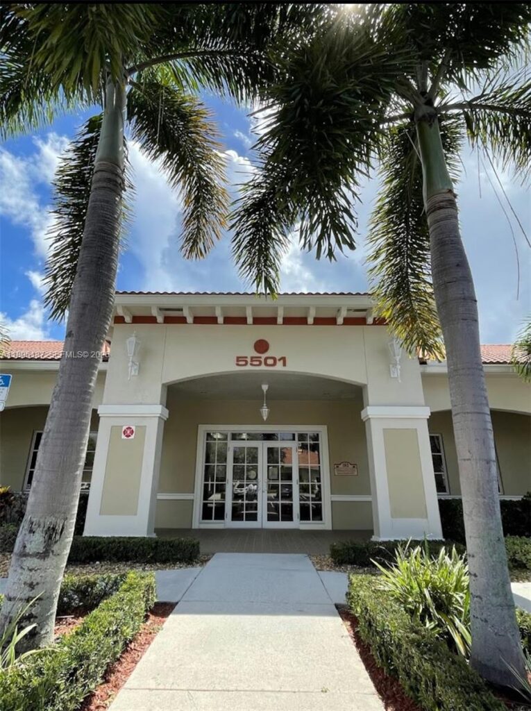 5501 N University Dr # 103, Coral Springs FL 33067