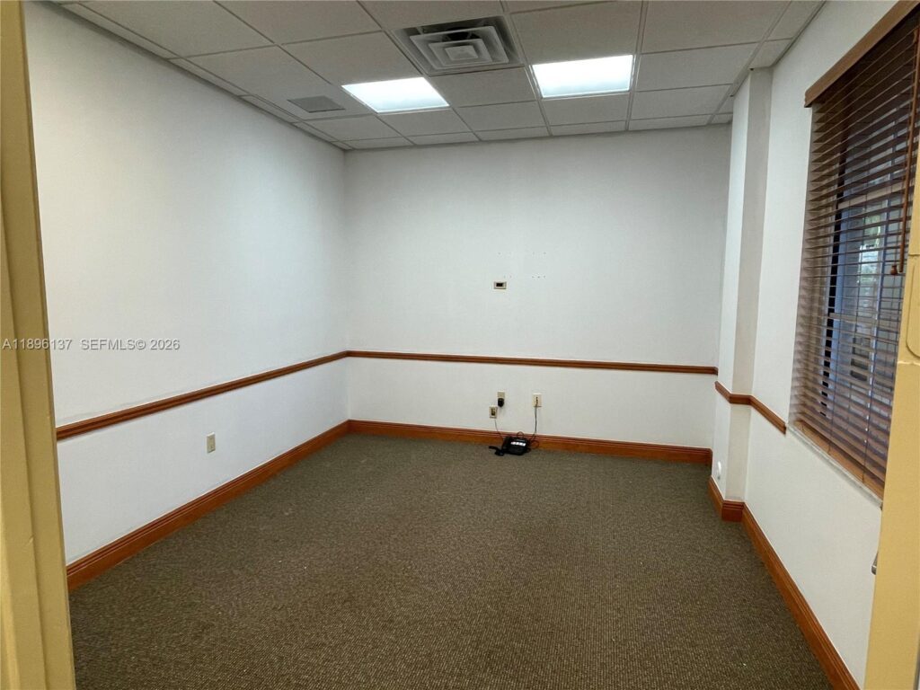 5501 N University Dr # 103, Coral Springs FL 33067