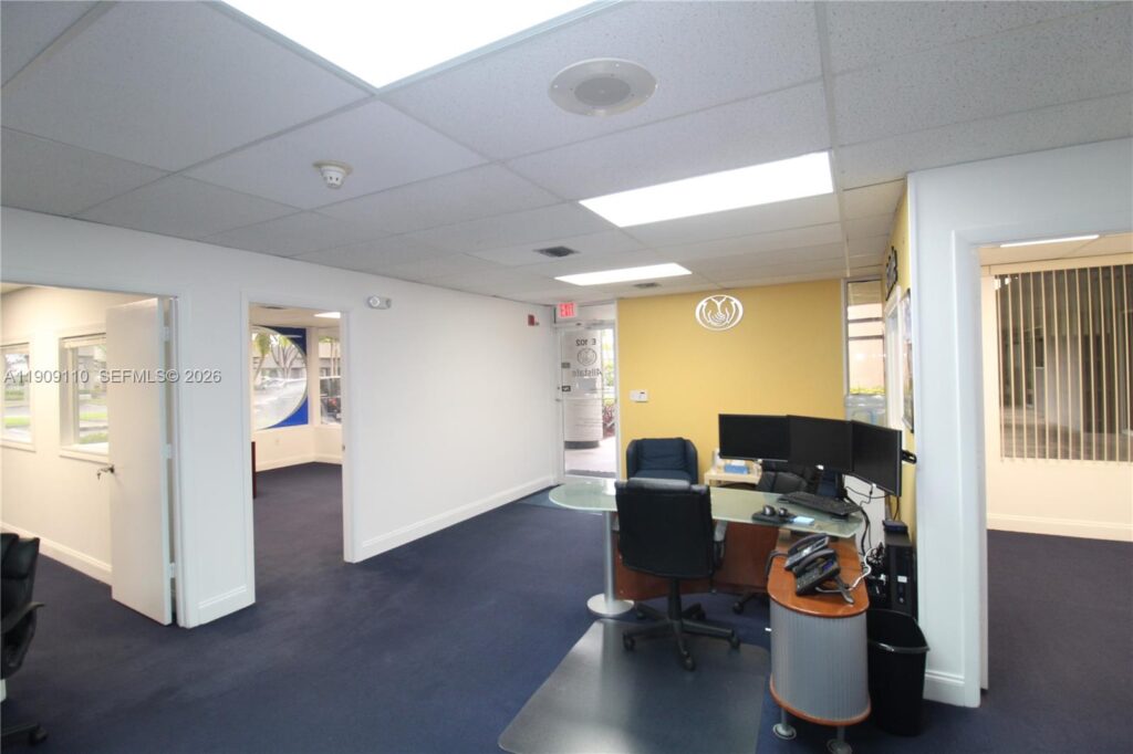 10011 Pines Blvd # 102, Pembroke Pines FL 33024