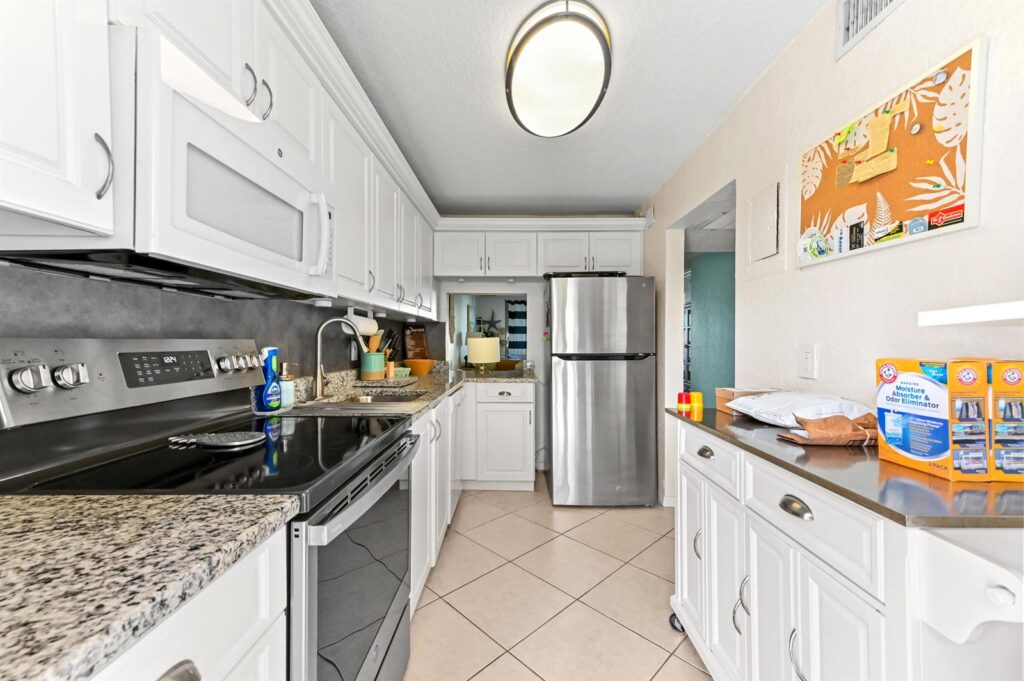 4500 N Federal Highway # 147f, Lighthouse Point FL 33064