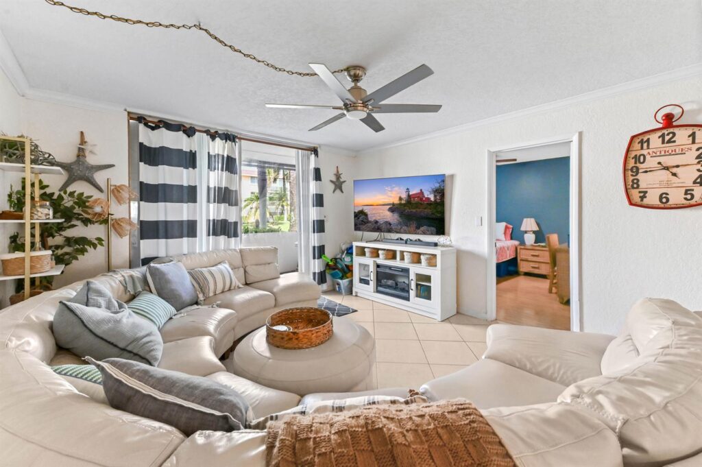4500 N Federal Highway # 147f, Lighthouse Point FL 33064