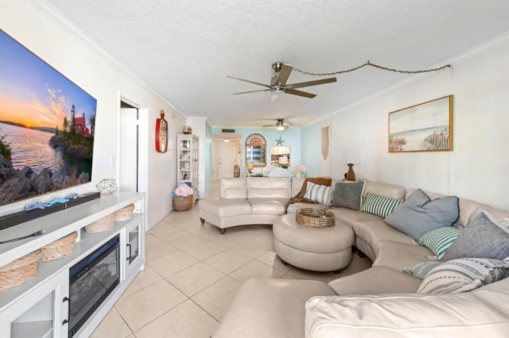 4500 N Federal Highway # 147f, Lighthouse Point FL 33064