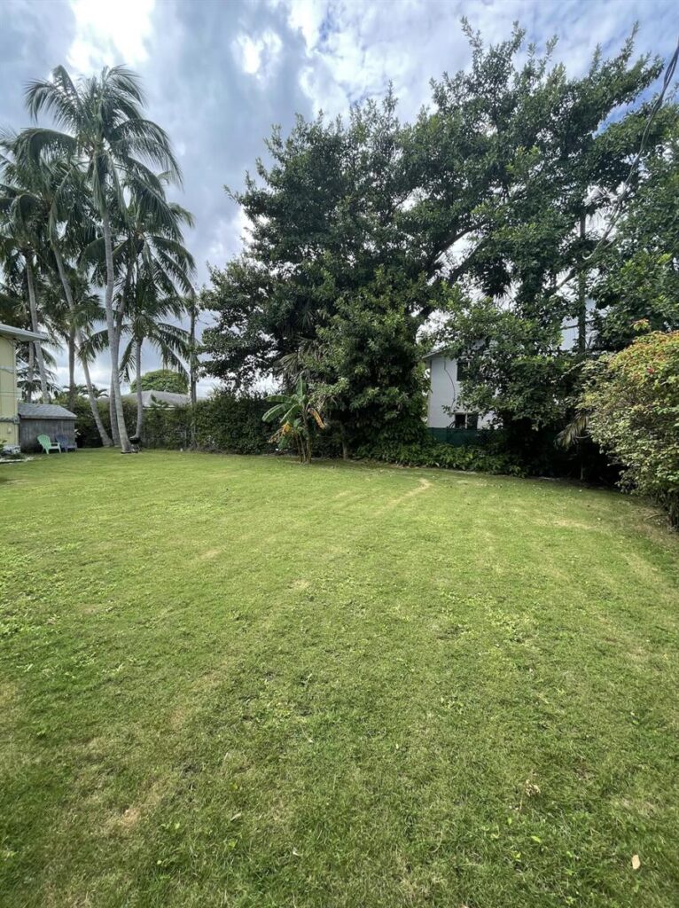 3115 Park Avenue, Singer Island FL 33404