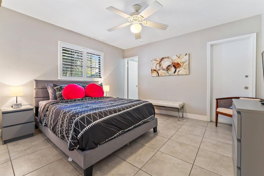 3115 Park Avenue, Singer Island FL 33404