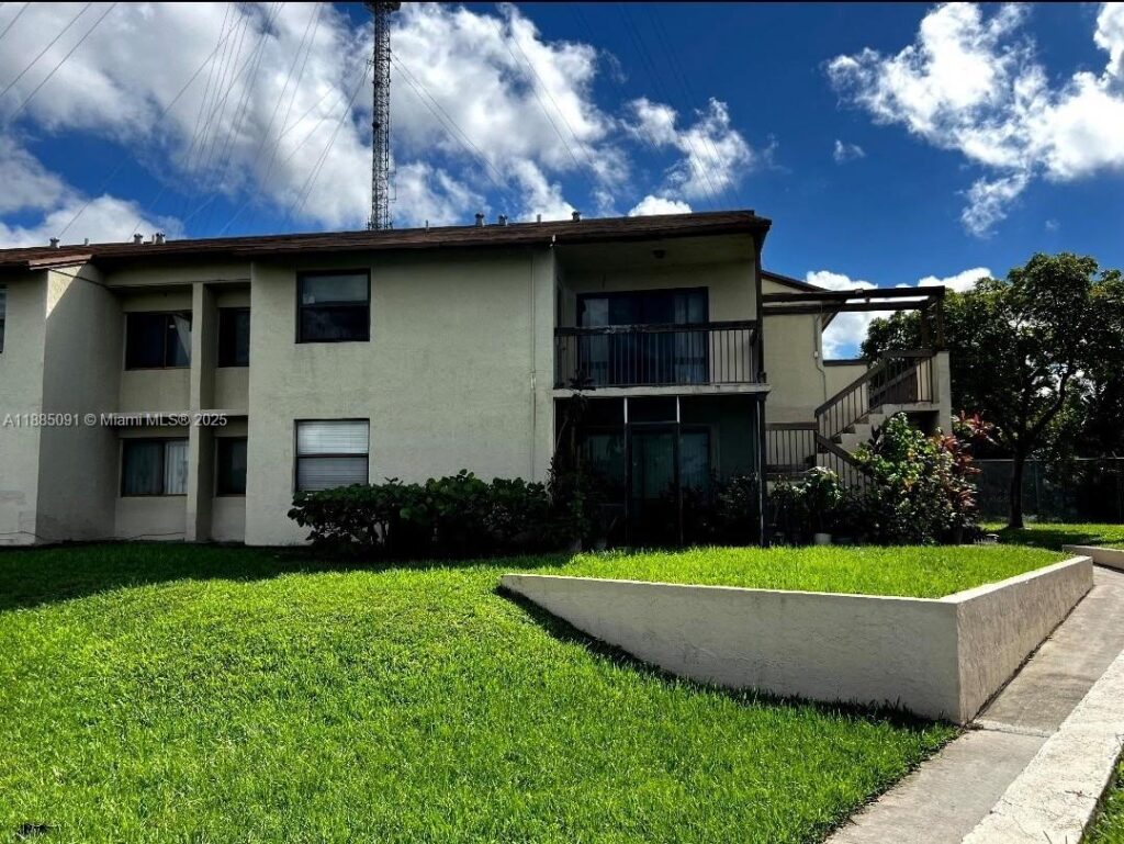 415 NW 210th St # 206, Miami Gardens FL 33169