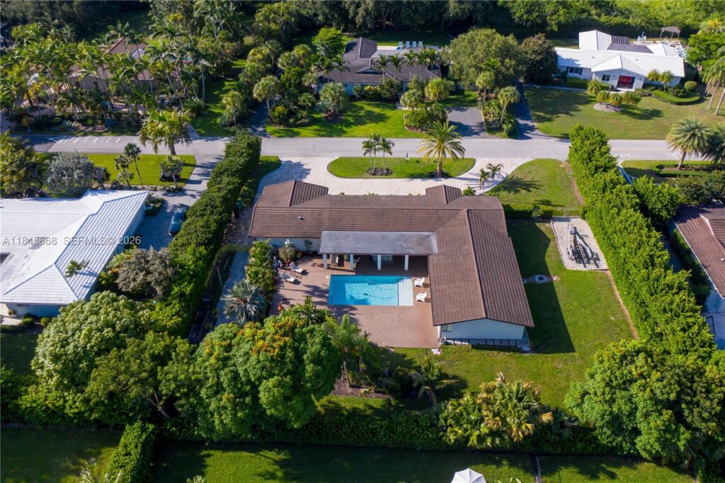 6960 SW 148th Ter, Palmetto Bay FL 33158