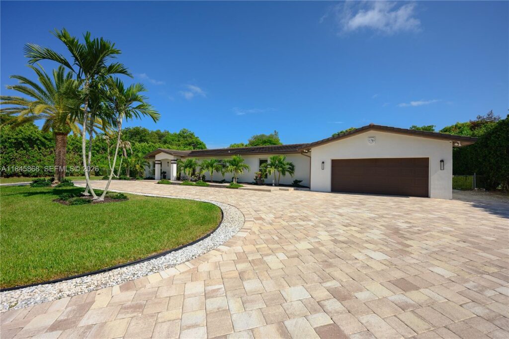 6960 SW 148th Ter, Palmetto Bay FL 33158
