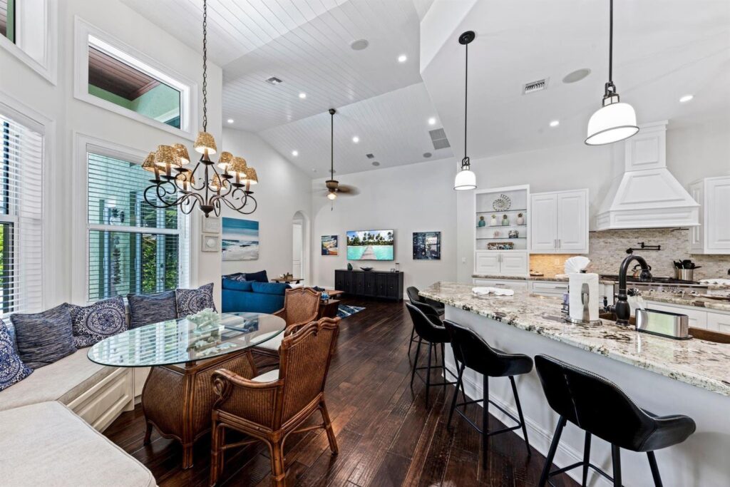 3029 N Atlantic Boulevard, Fort Lauderdale FL 33308