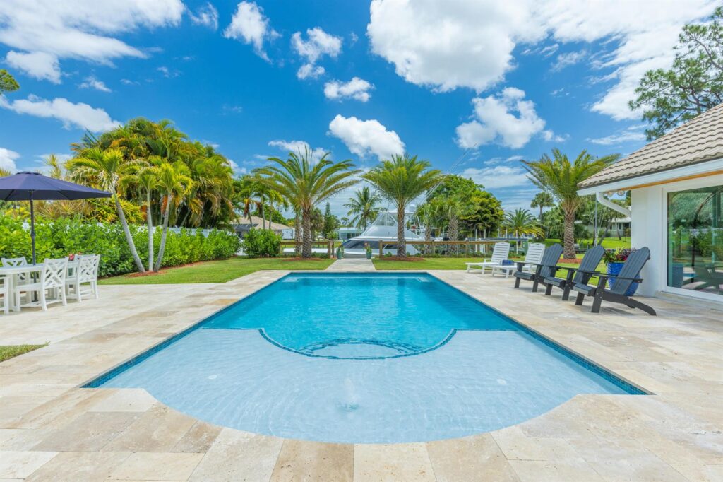 1967 NW Palmetto Terrace, Stuart FL 34994