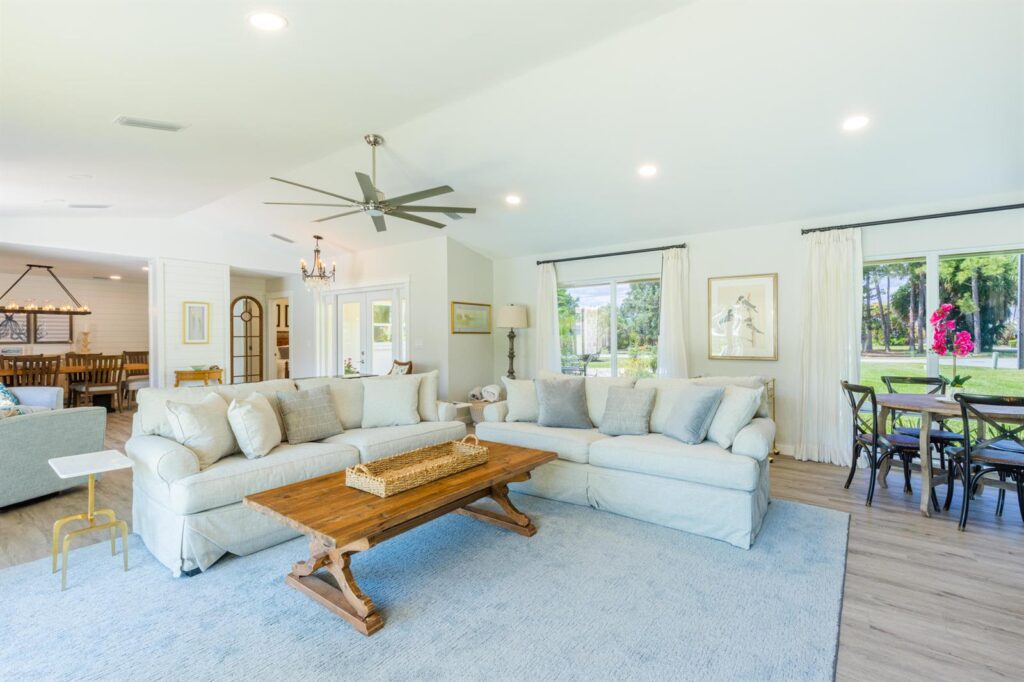 1967 NW Palmetto Terrace, Stuart FL 34994