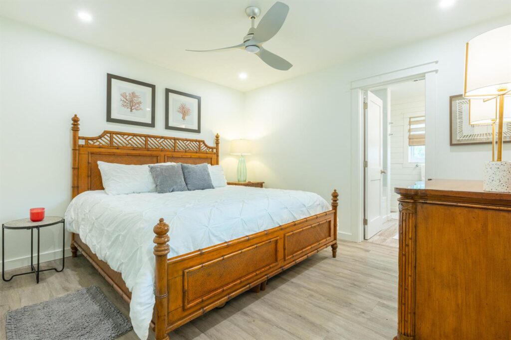 1967 NW Palmetto Terrace, Stuart FL 34994