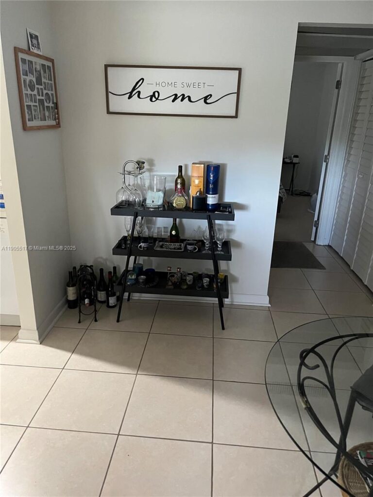 327 Tuscany F # 327, Delray Beach FL 33446