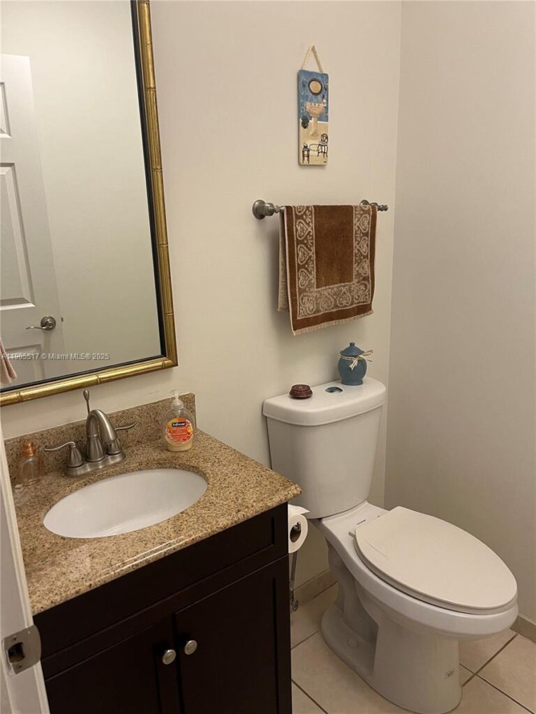 327 Tuscany F # 327, Delray Beach FL 33446