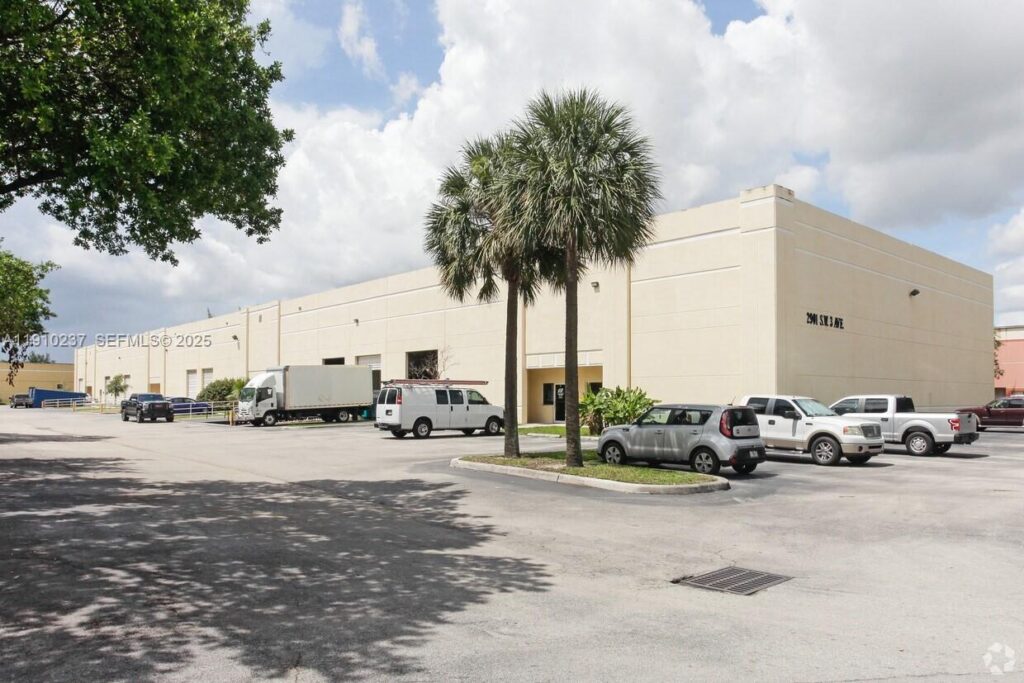 2901 SW 3rd Ave # 4, Fort Lauderdale FL 33315