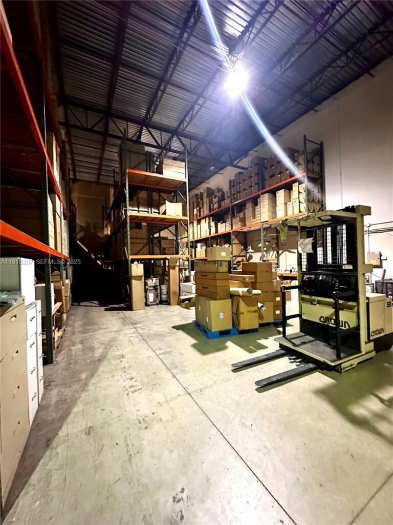 2901 SW 3rd Ave # 4, Fort Lauderdale FL 33315
