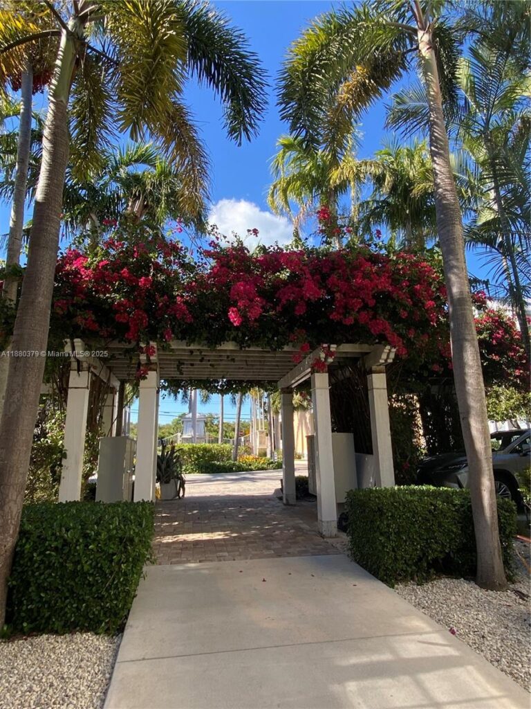 111 Anglers Way, Islamorada FL 33036