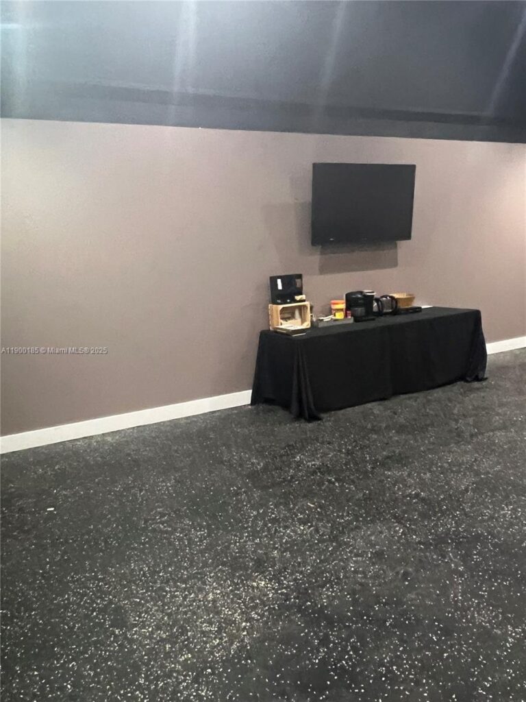 3800 N University Dr # 3846, Sunrise FL 33351