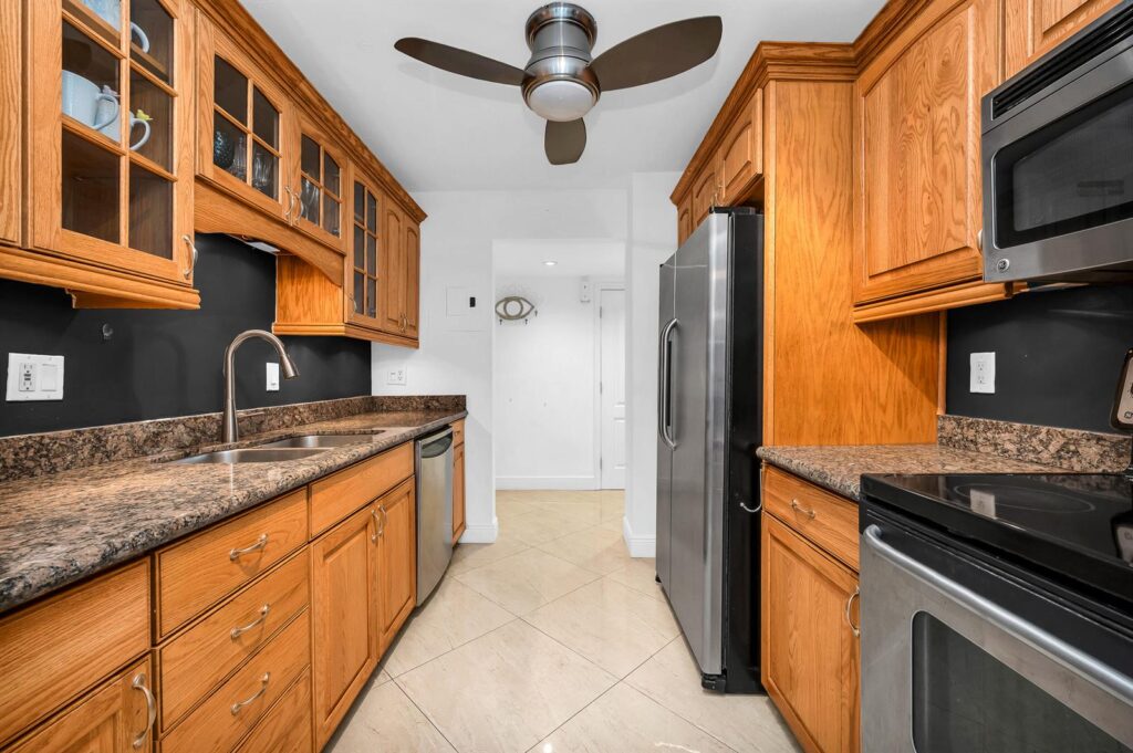 1111 S Ocean Boulevard # 420, Boca Raton FL 33432