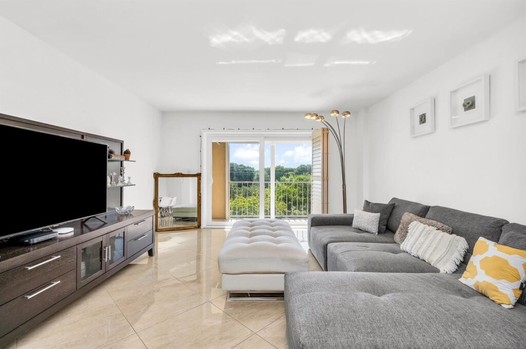 1111 S Ocean Boulevard # 420, Boca Raton FL 33432