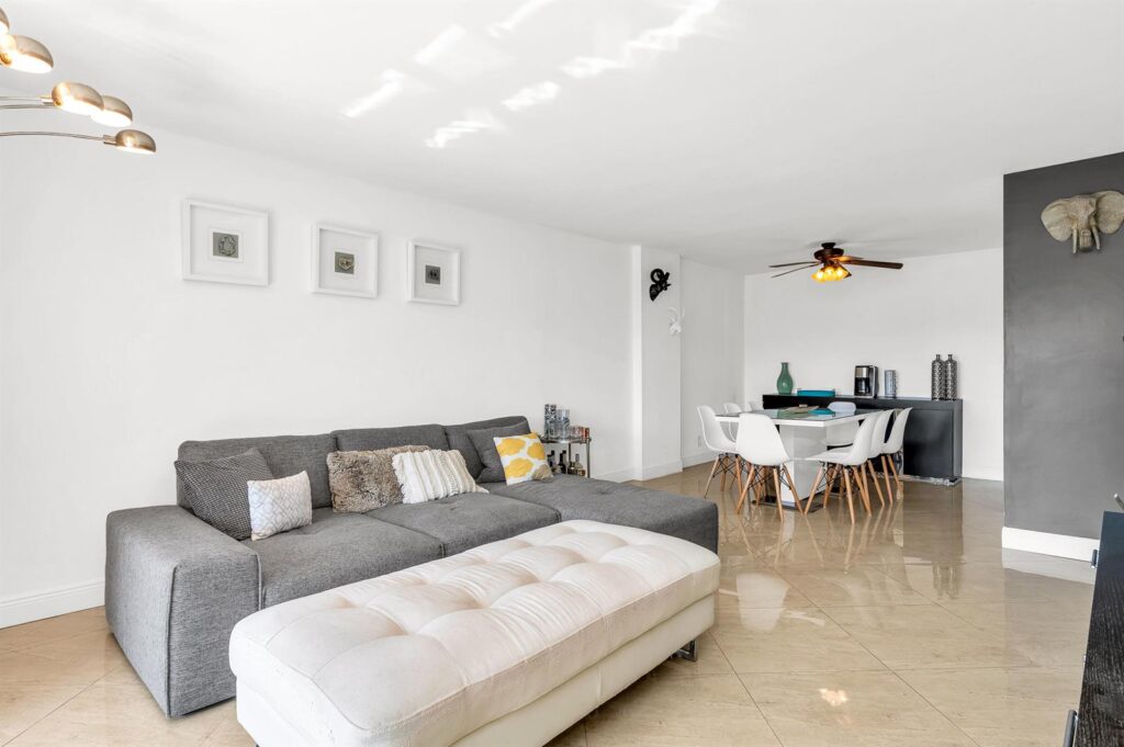 1111 S Ocean Boulevard # 420, Boca Raton FL 33432