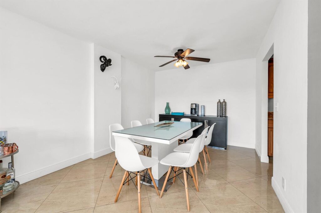 1111 S Ocean Boulevard # 420, Boca Raton FL 33432