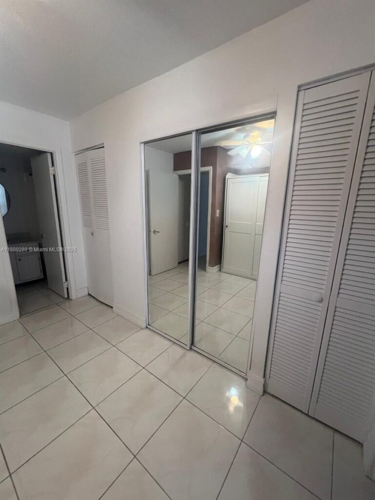 2750 NE 183rd St # 1612, Aventura FL 33160