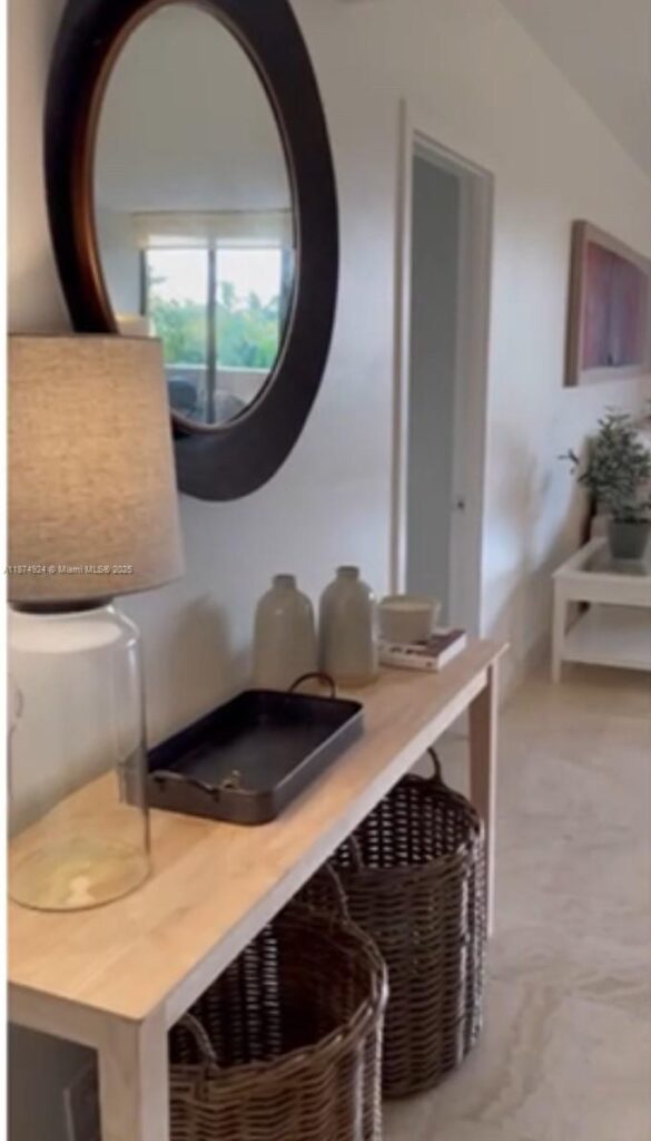 101 Crandon Blvd # 381, Key Biscayne FL 33149
