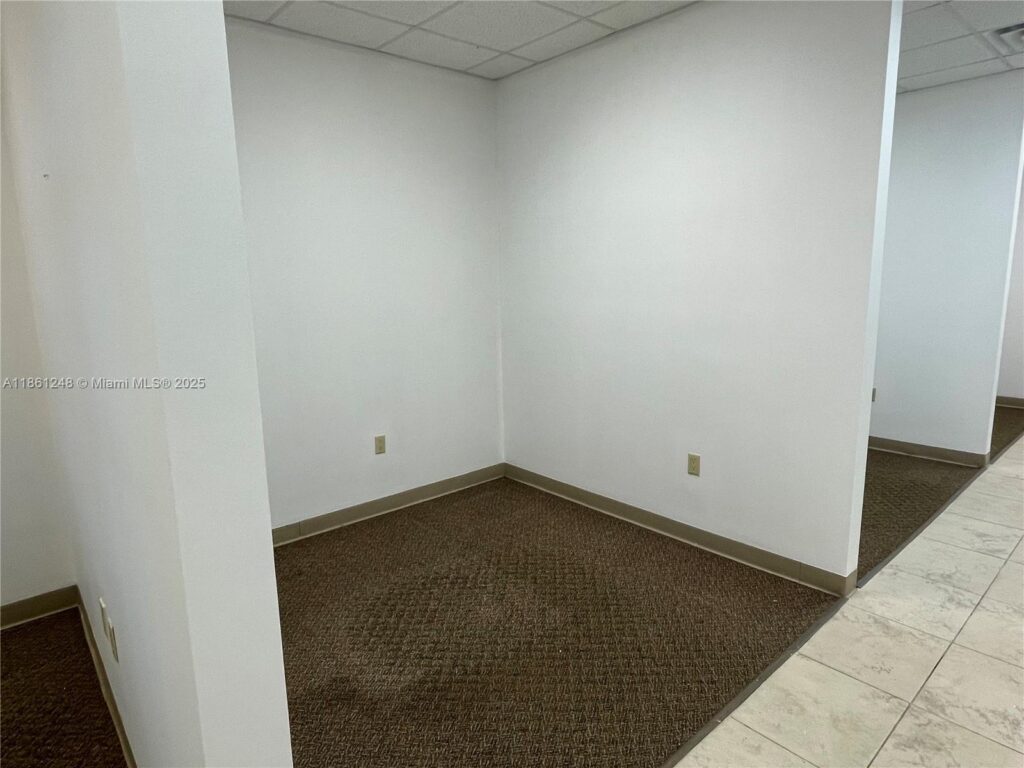 5501 N University Dr # 103, Coral Springs FL 33067