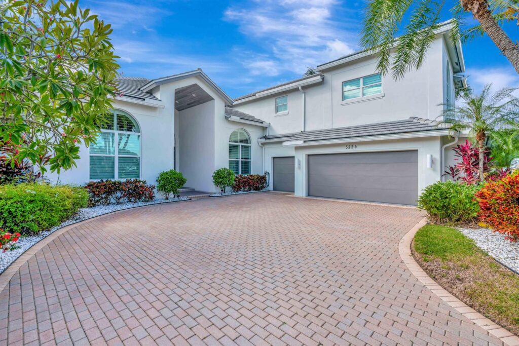 3225 SE Braemar Way, Port St. Lucie FL 34952