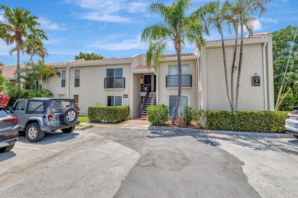 5336 NE 6th Avenue # H7, Oakland Park FL 33334