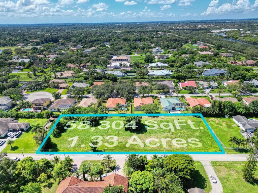 12150 NW 27th Street, Plantation FL 33323