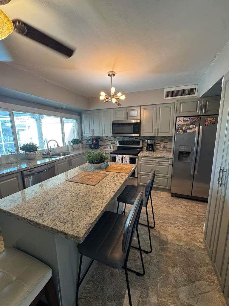 6391 SW 34th St, Miramar FL 33023