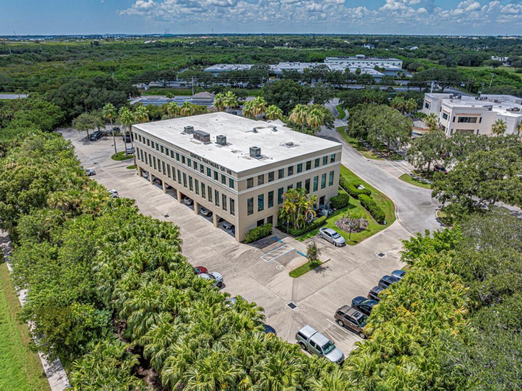 3755 7th Terrace Suite P, Vero Beach FL 32960