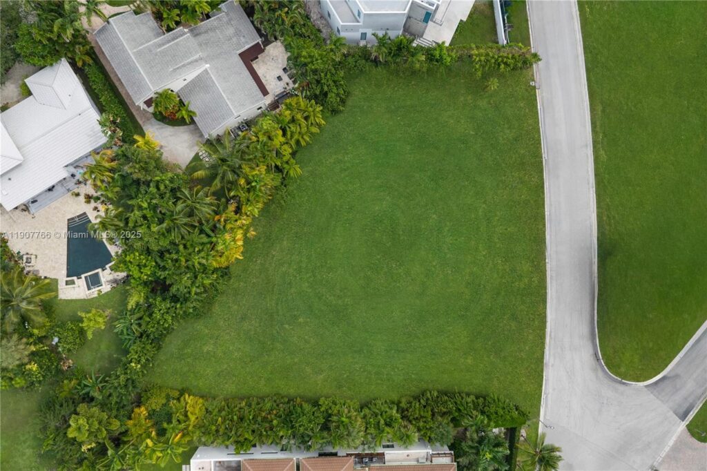 145 Harbour Way Lots 2 and 3, Bal Harbour FL 33154