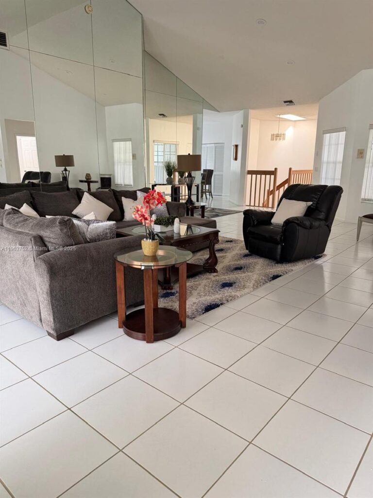 11690 Briarwood Cir # 4, Boynton Beach FL 33437
