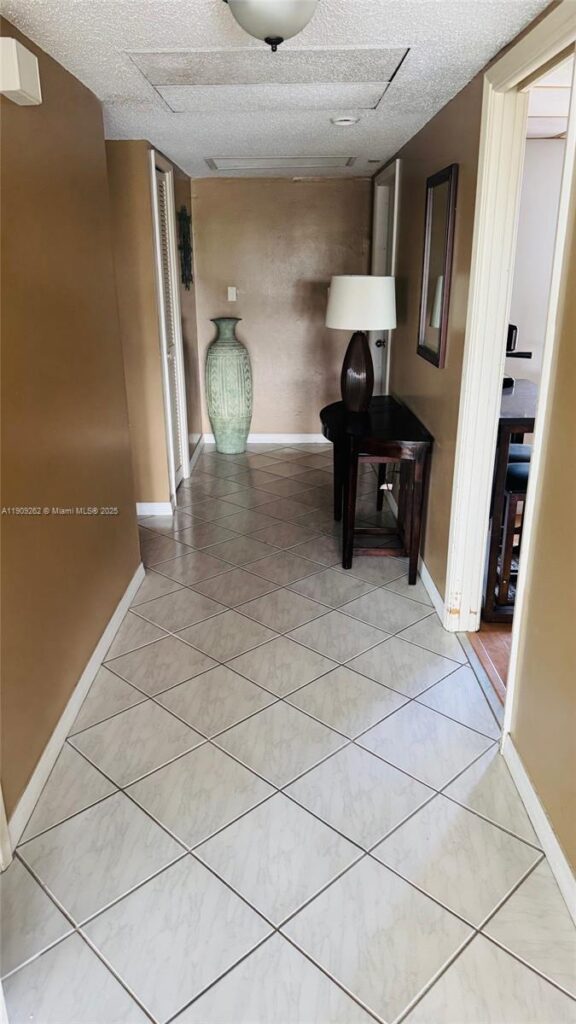 3150 N Palm Aire Dr # 801, Pompano Beach FL 33069
