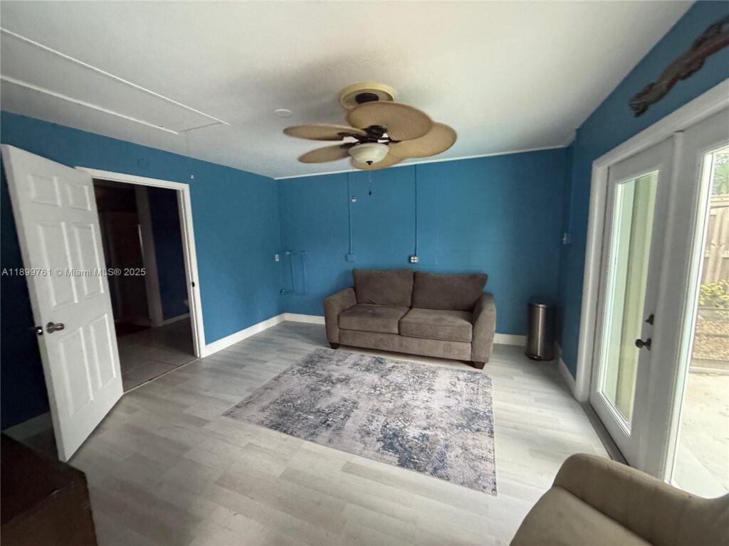 1708 S Saint Lucie Ct, Fort Pierce FL 34949