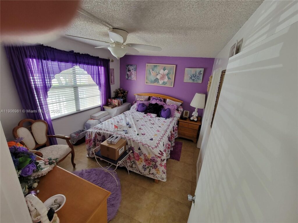 1200 SW 125th Ave # 211L, Pembroke Pines FL 33027