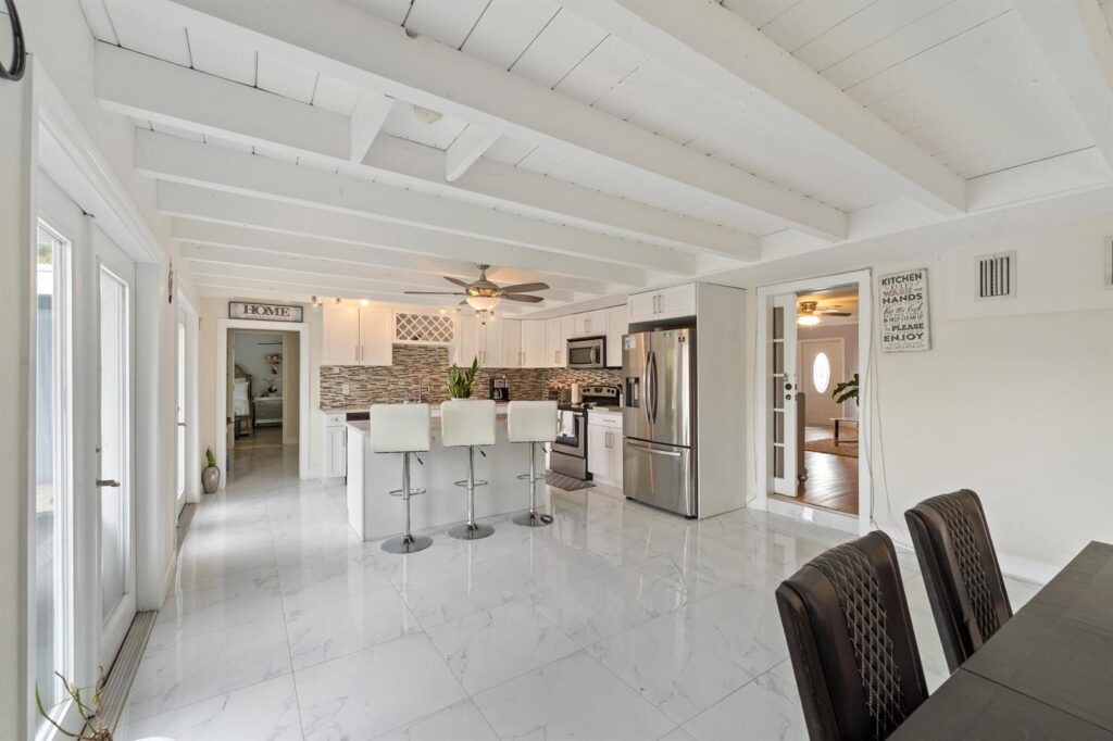 808 Wright Drive, Lake Worth FL 33461