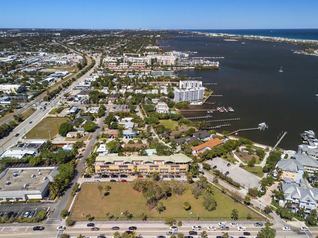 201 E Ocean Avenue, Lantana FL 33462