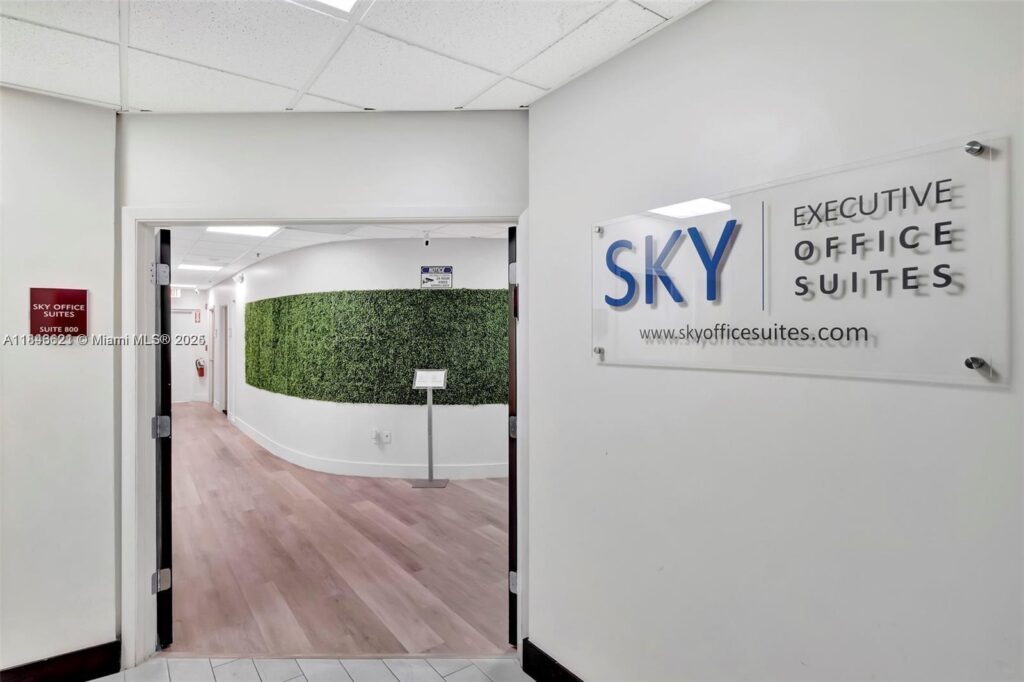 12550 Biscayne Blvd # 11, North Miami FL 33181