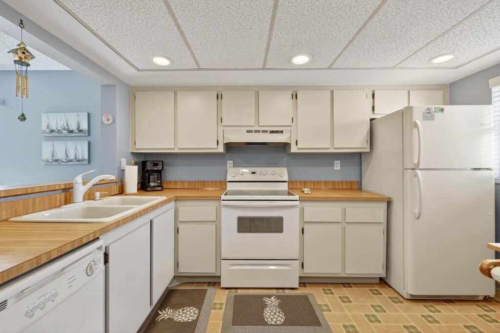 10310 S Ocean Drive # 610, Jensen Beach FL 34957