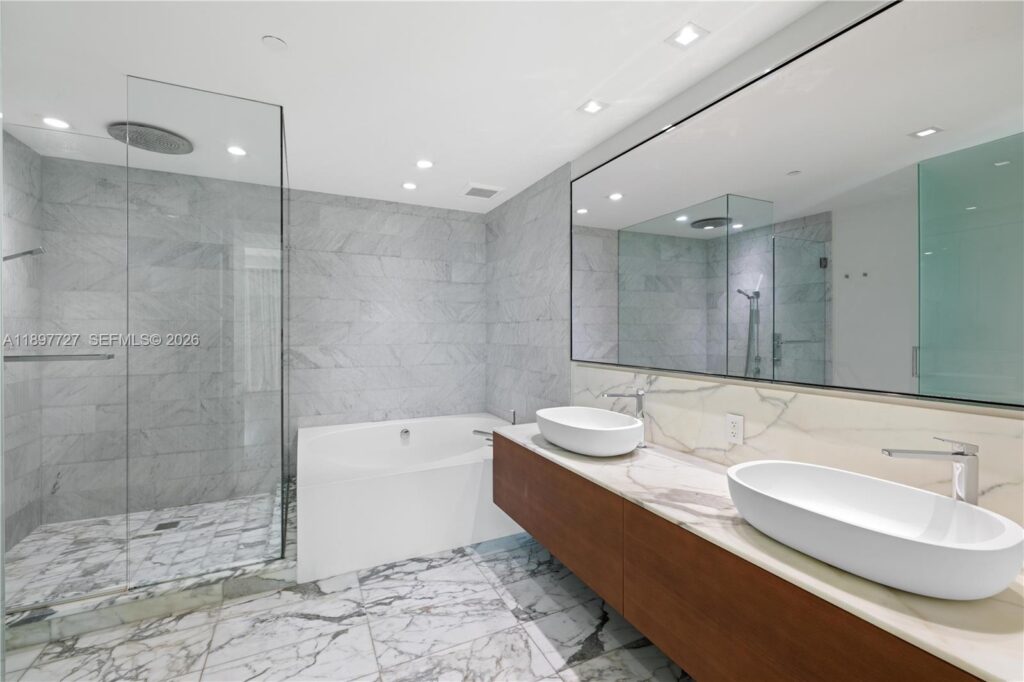 10201 Collins Ave # 311, Bal Harbour FL 33154