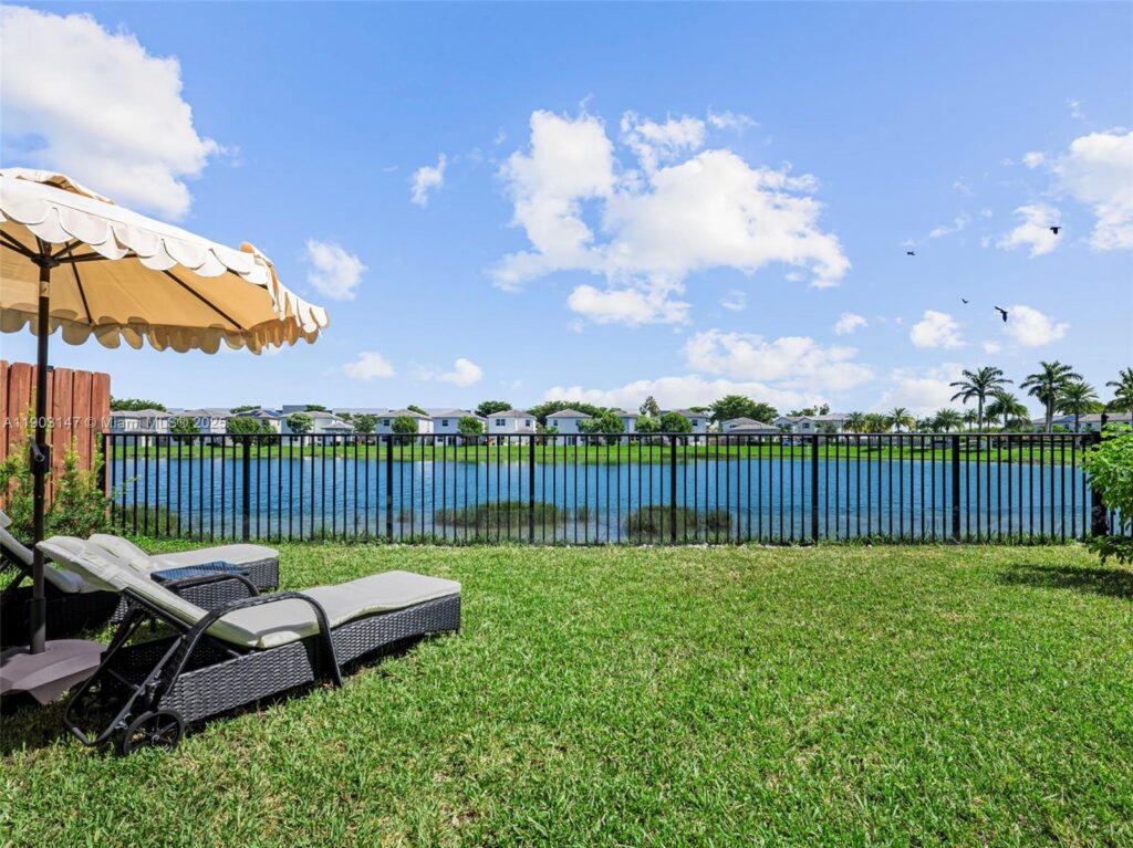 1411 SE 26th Rd # 1411, Homestead FL 33035