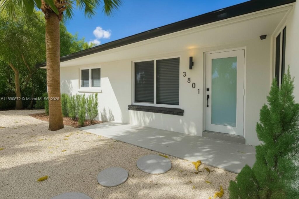 3801 NE 16th Ter, Oakland Park FL 33334