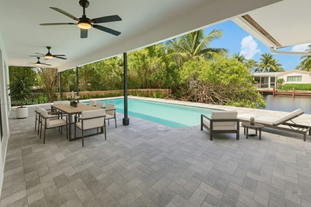 3801 NE 16th Ter, Oakland Park FL 33334