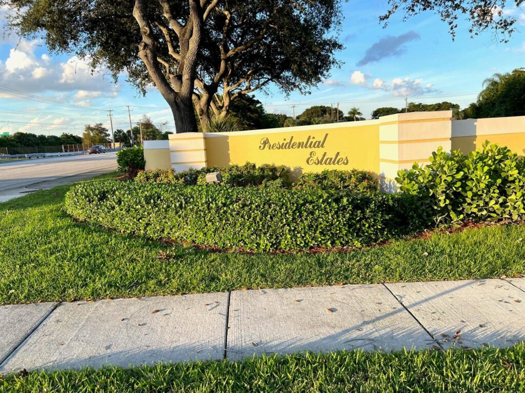 3500 Whitehall Drive N # 202, West Palm Beach FL 33401