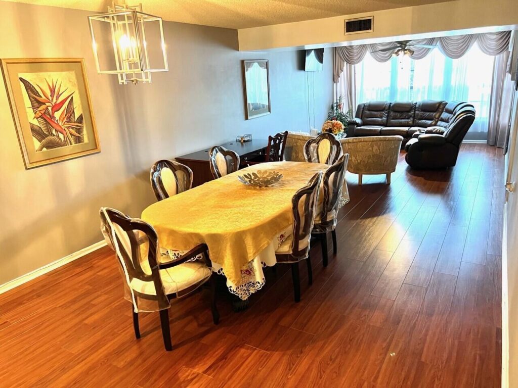 3500 Whitehall Drive N # 202, West Palm Beach FL 33401
